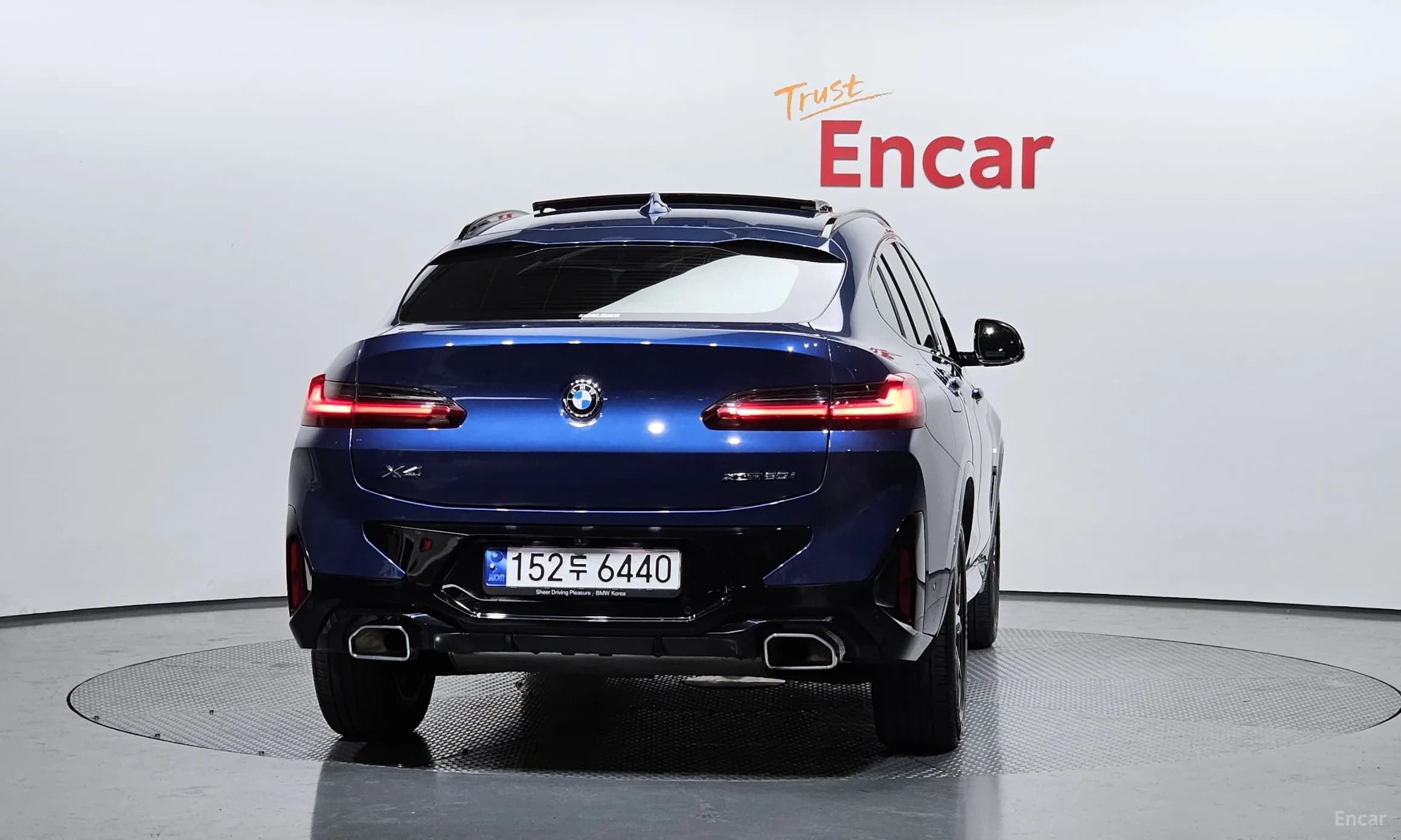 X4 (G02)