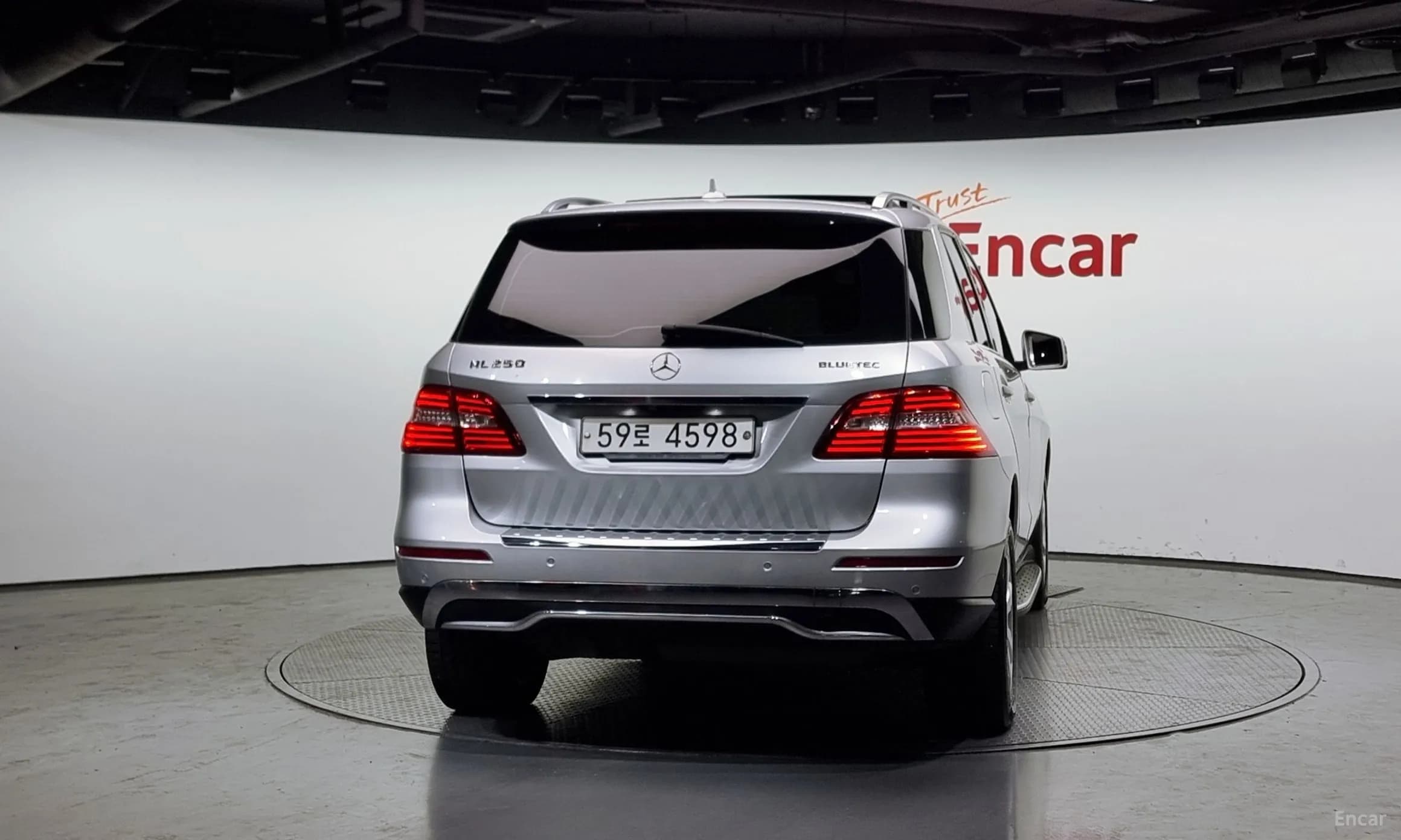 M-Class W166