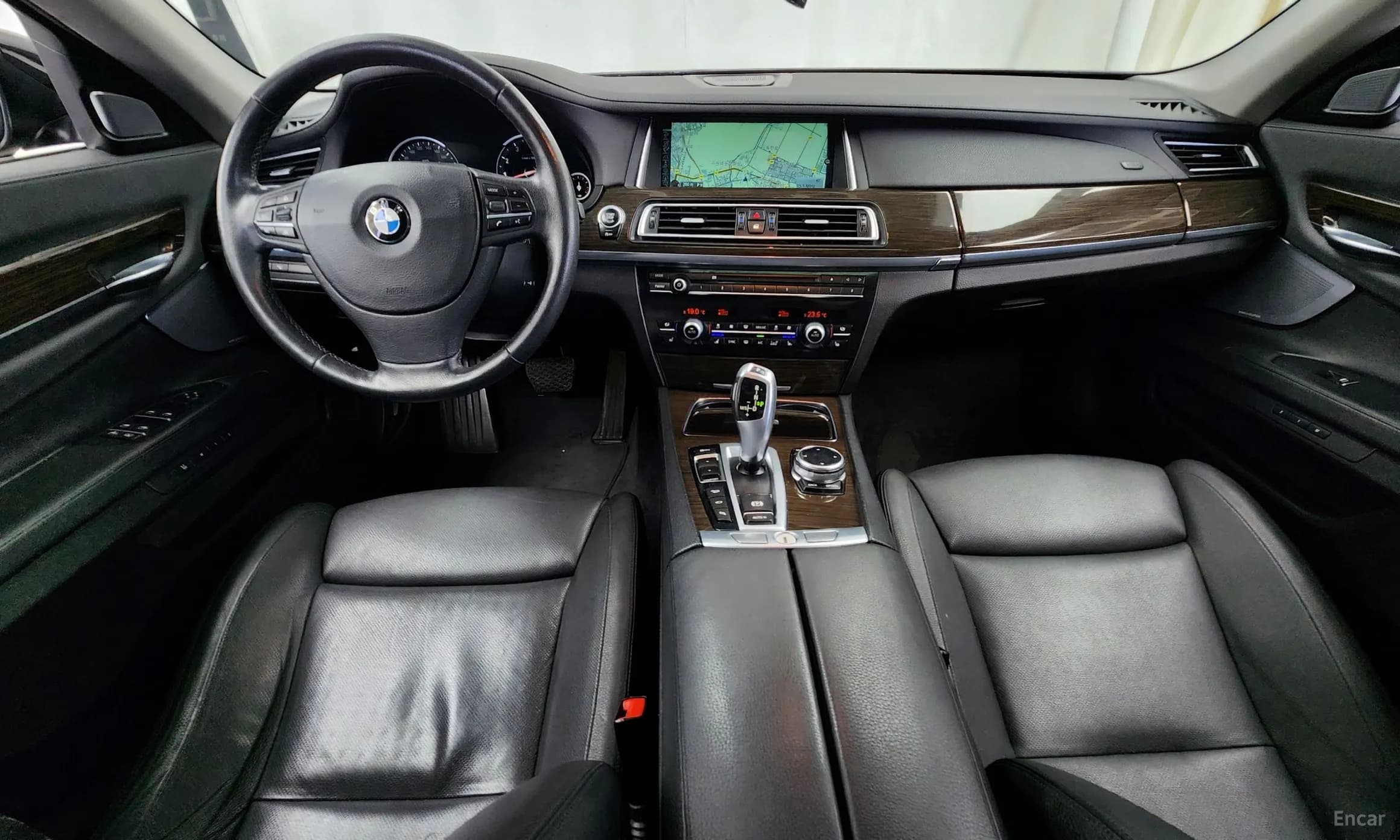 7 Series (F01)