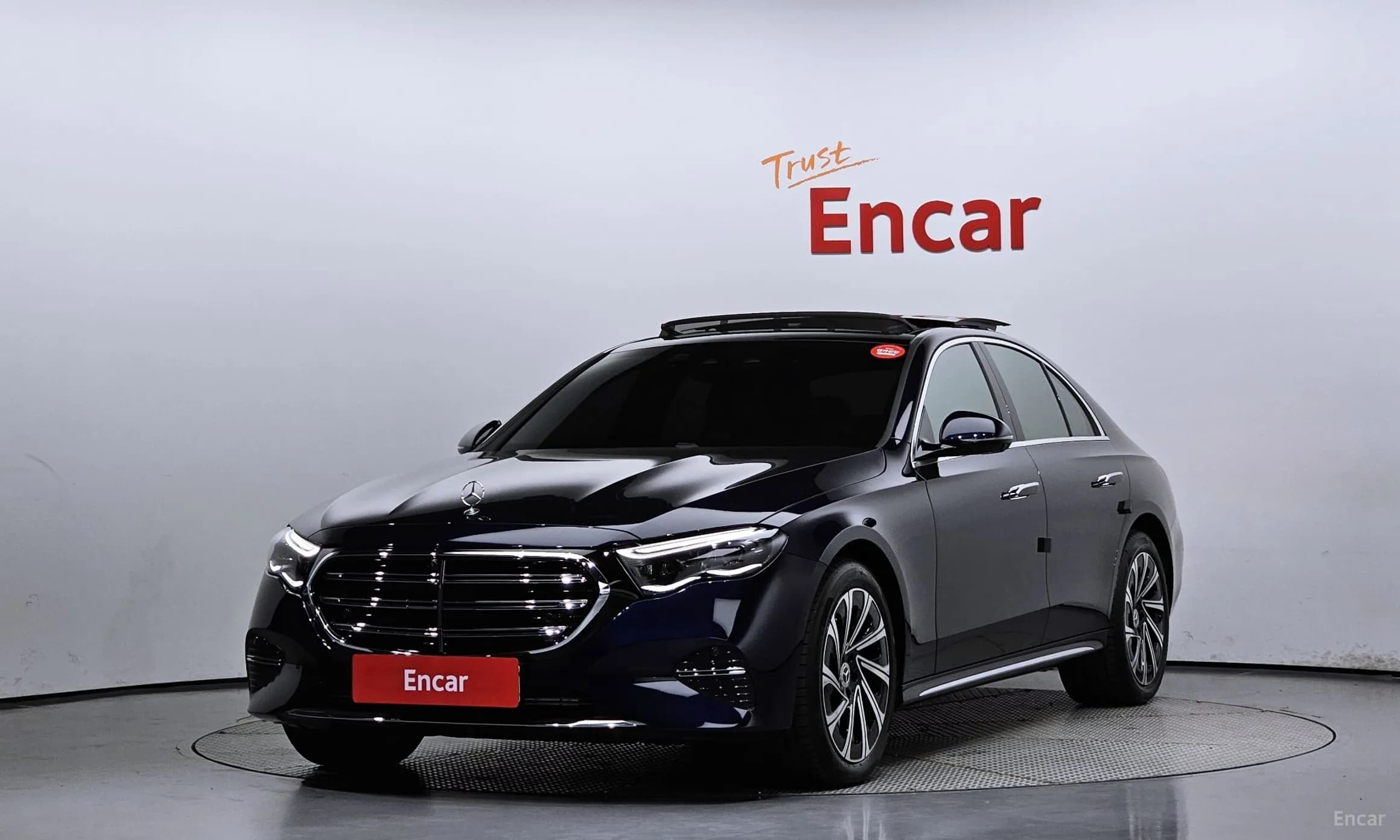 E-Class W214