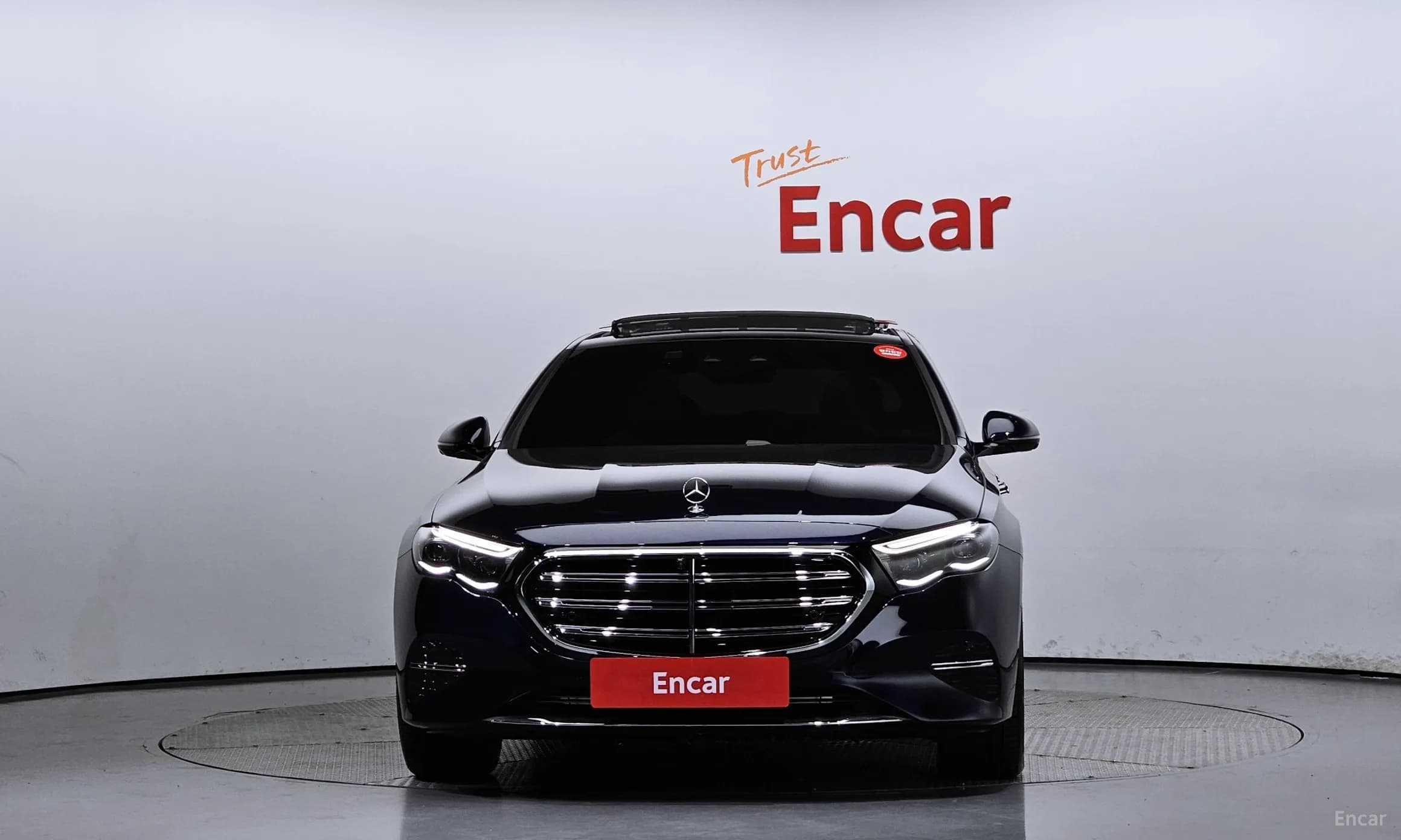 E-Class W214