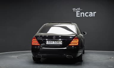 S-Class W221