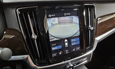 S90