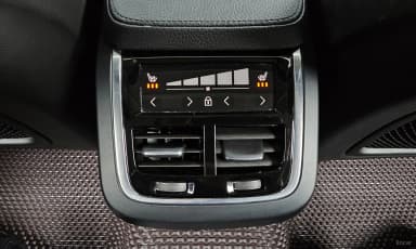S90