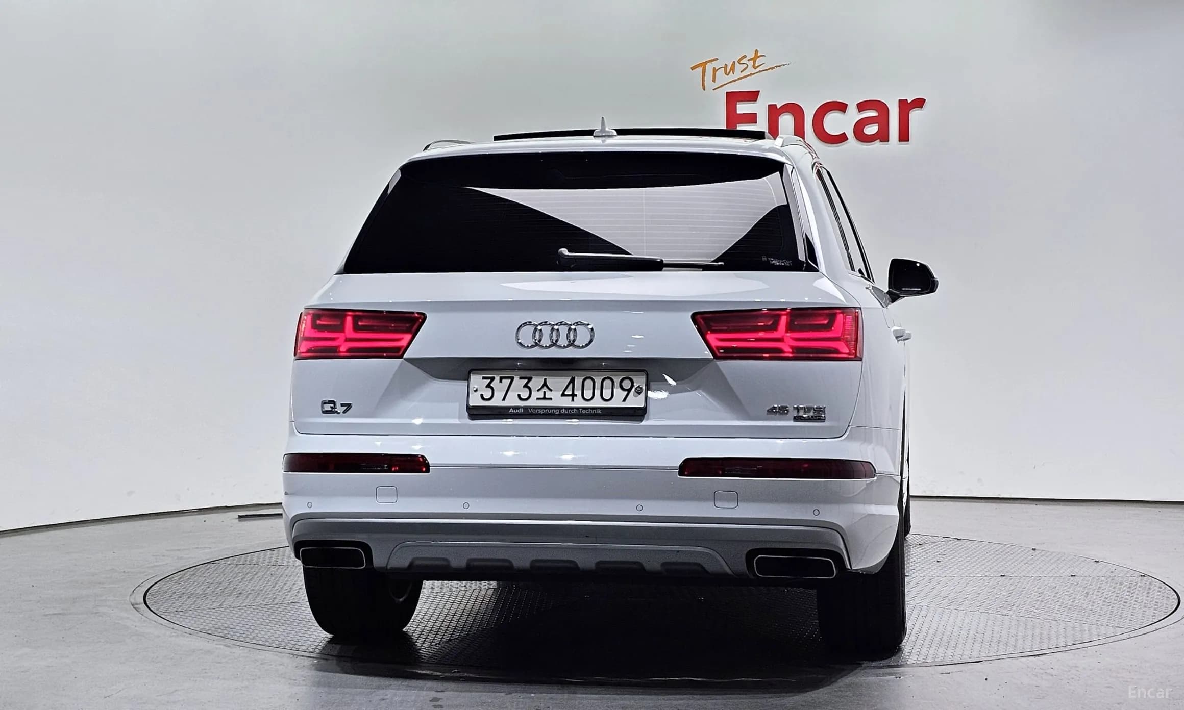 Q7 (4M)