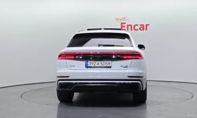 Q8 (4M)