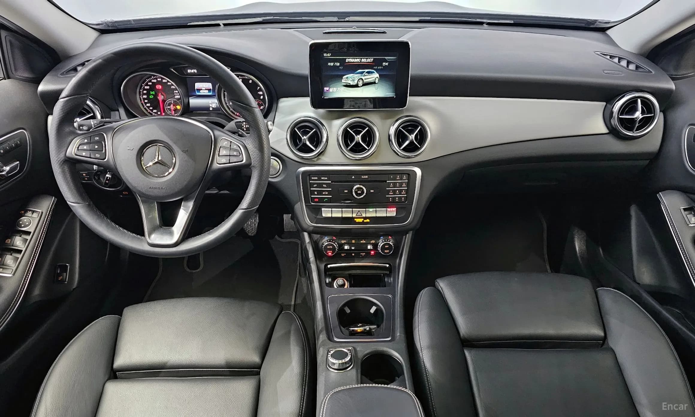 GLA-Class X156