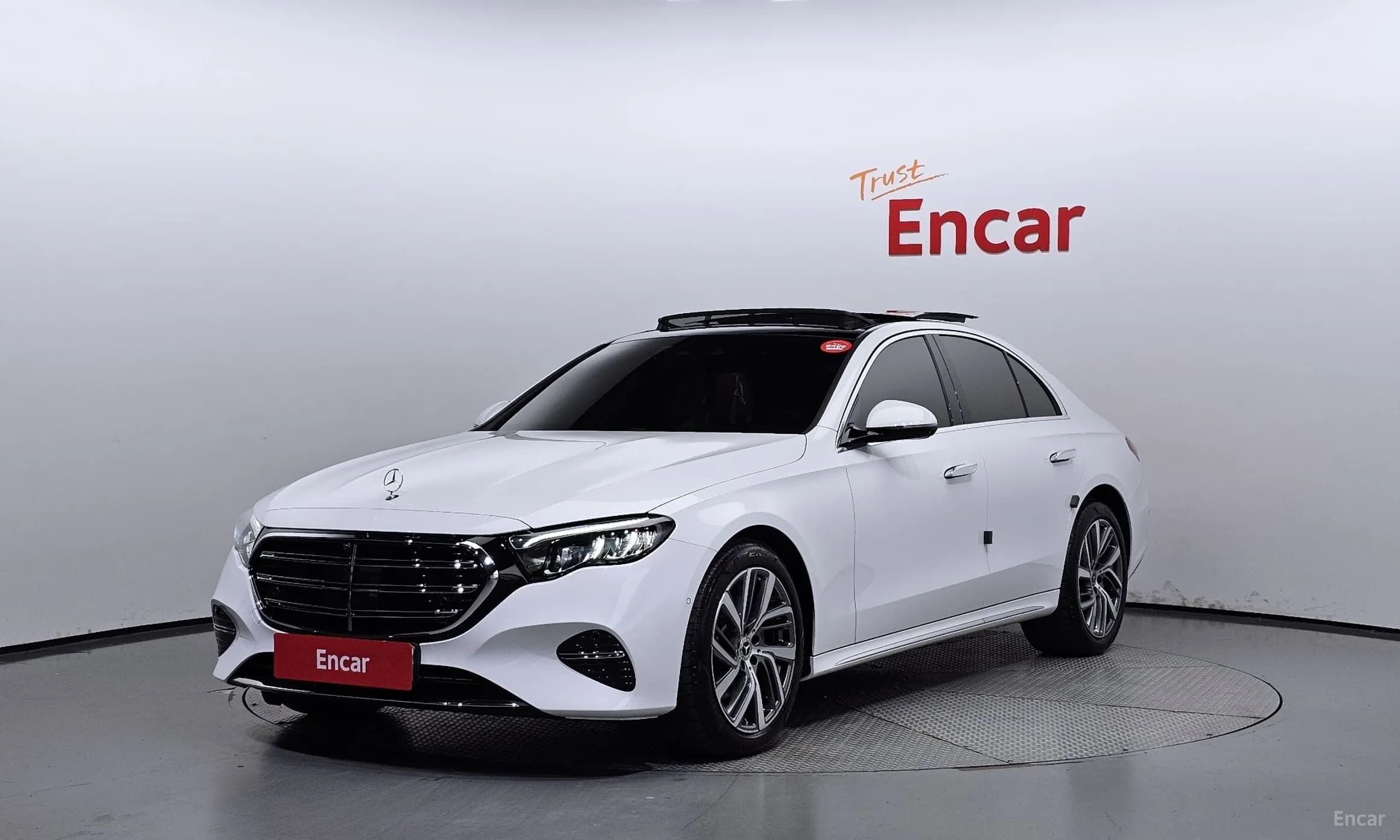 E-Class W214