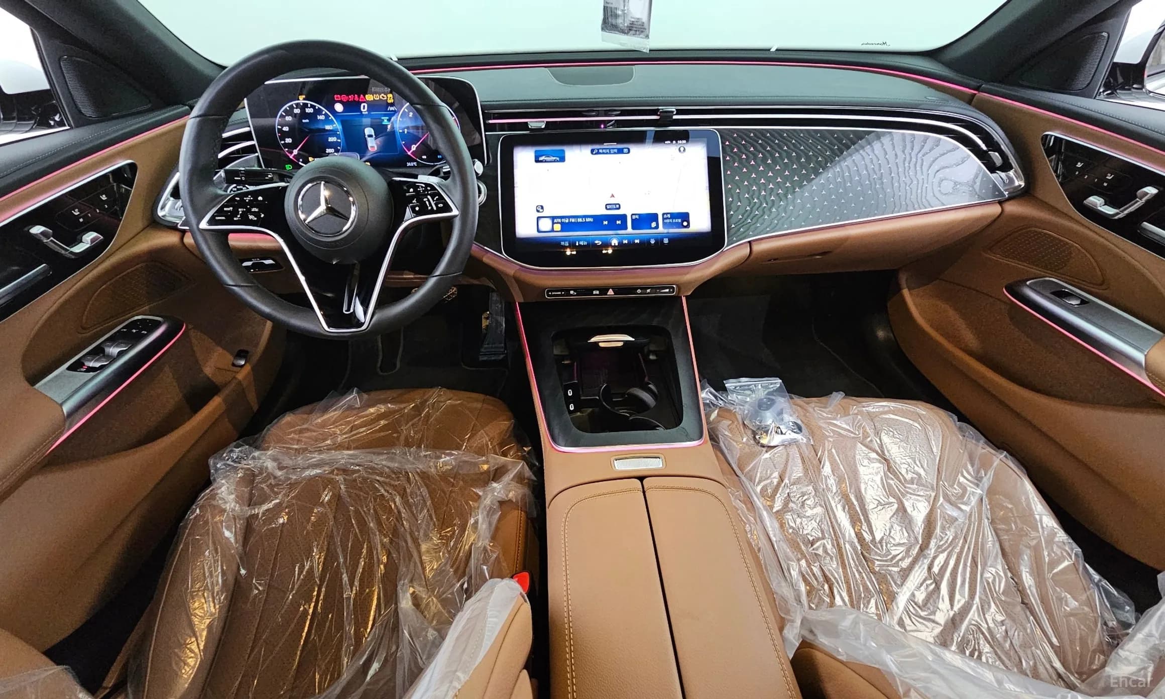 E-Class W214