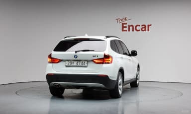 X1 (E84)