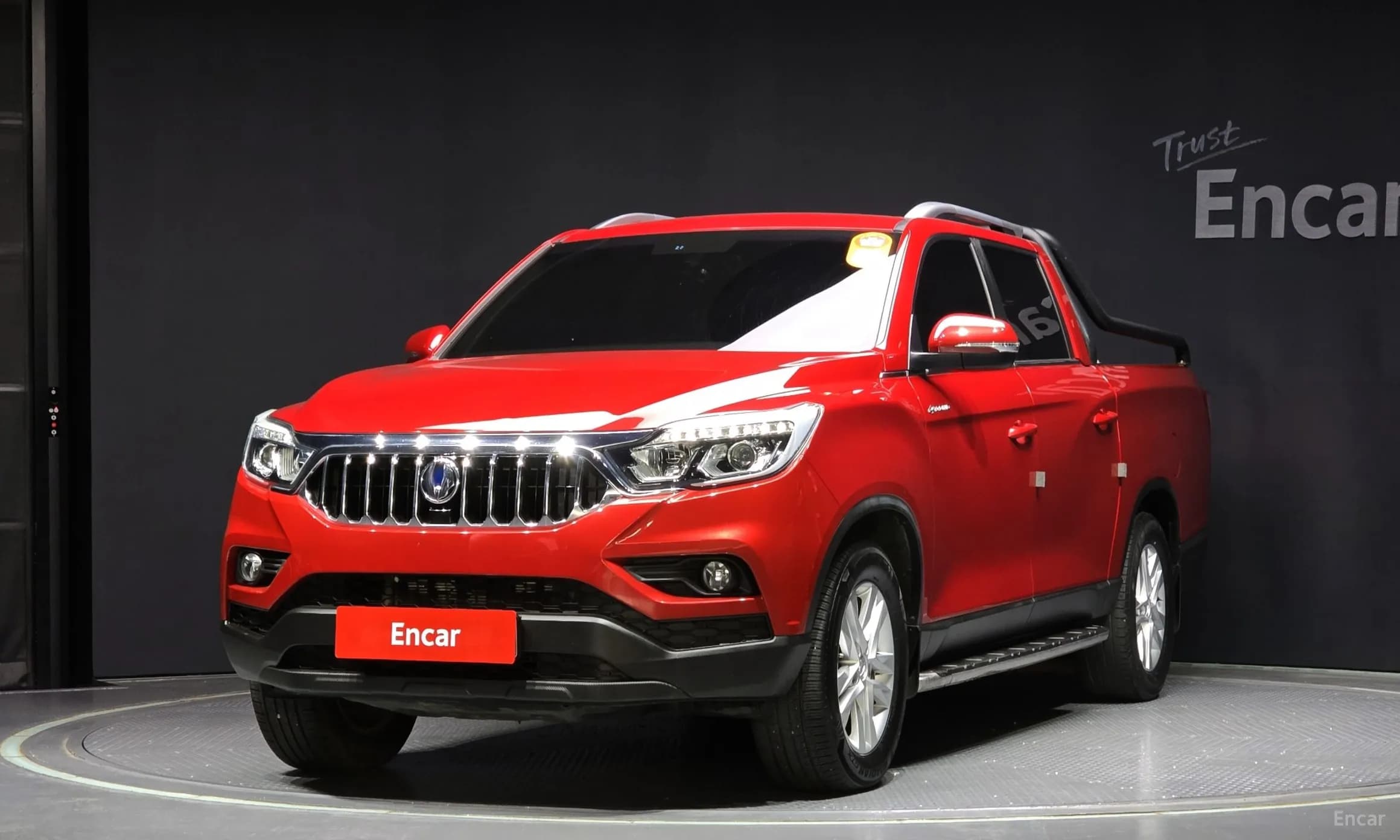 Rexton Sports Khan