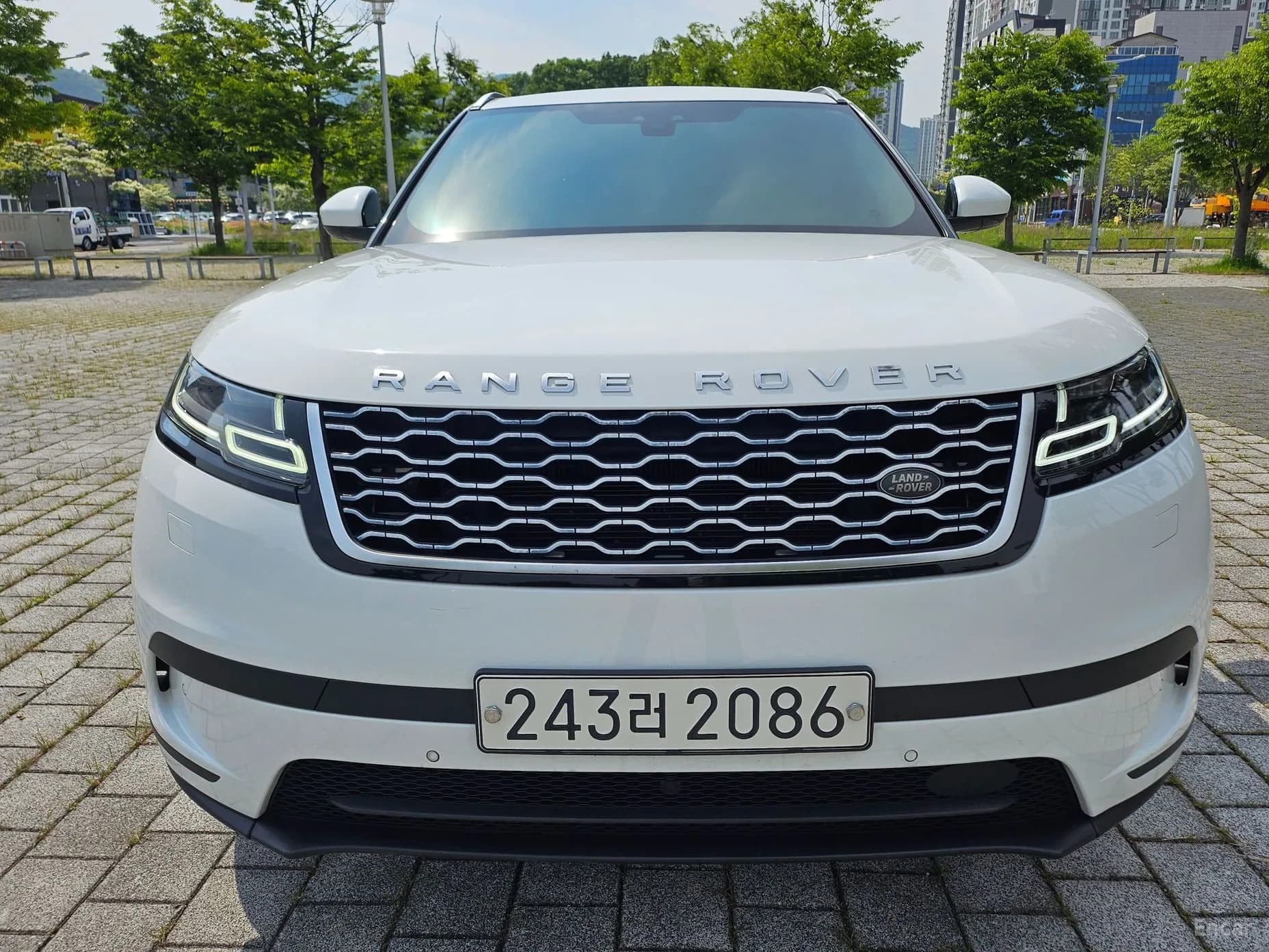 Range Rover Bella