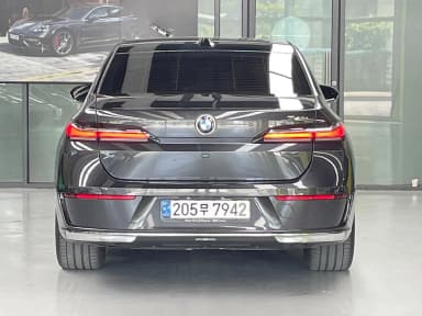 7 Series (G70)
