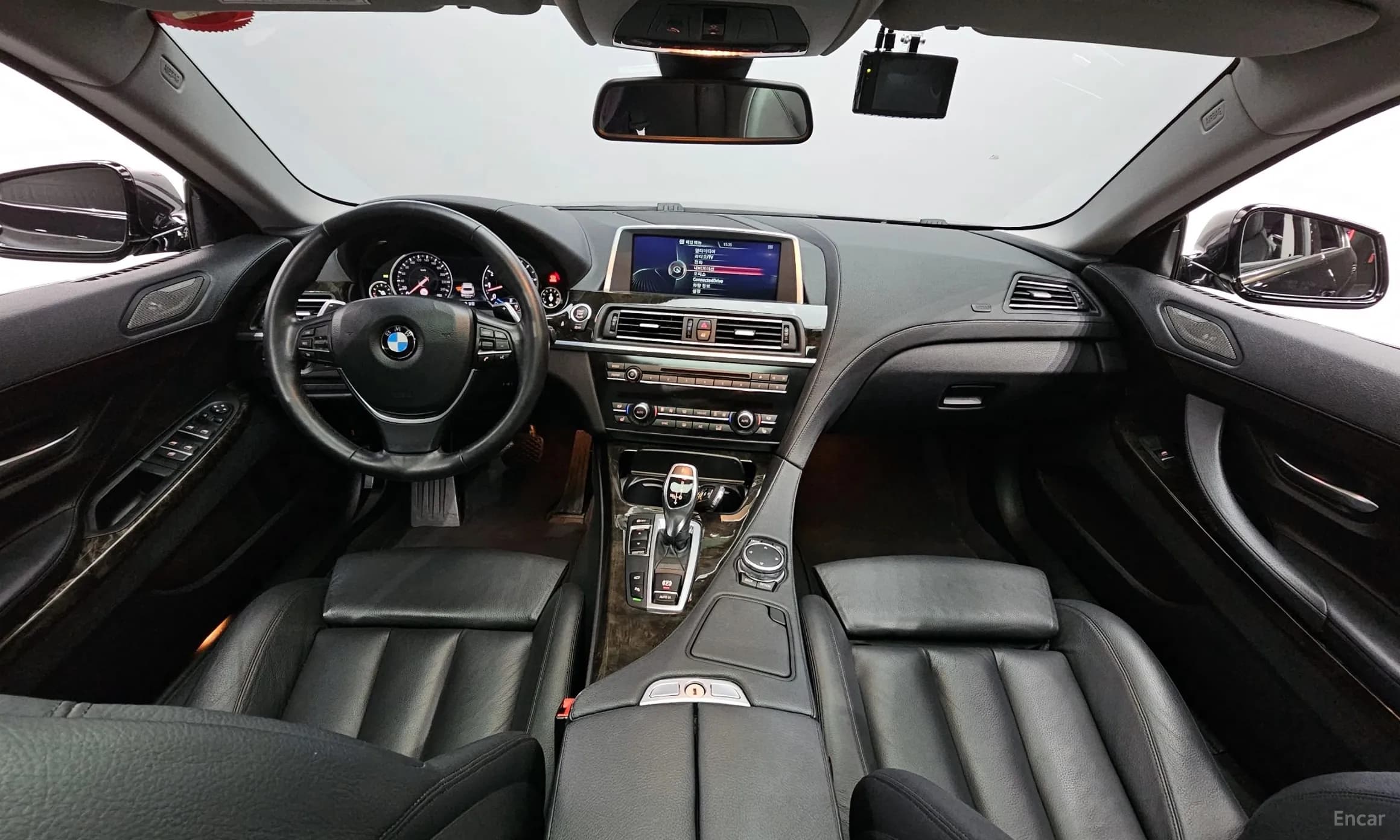 6 Series (F12)