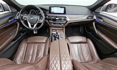 5 Series (G30)
