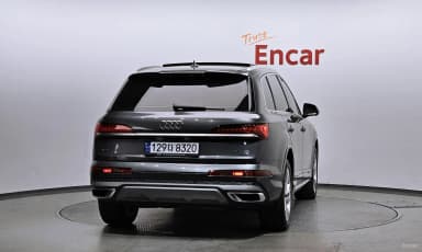 Q7 (4M)