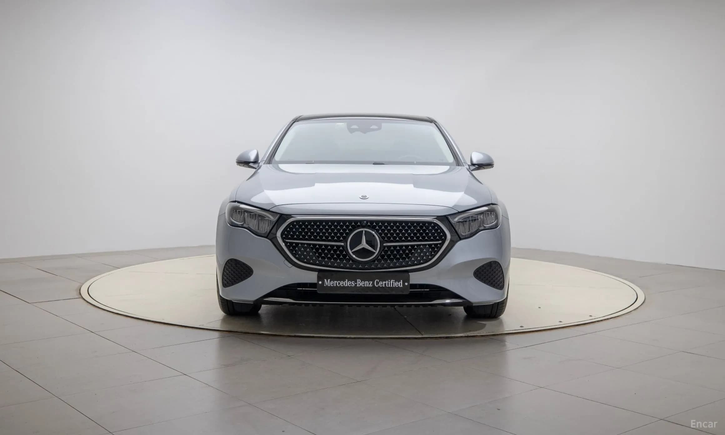 E-Class W214