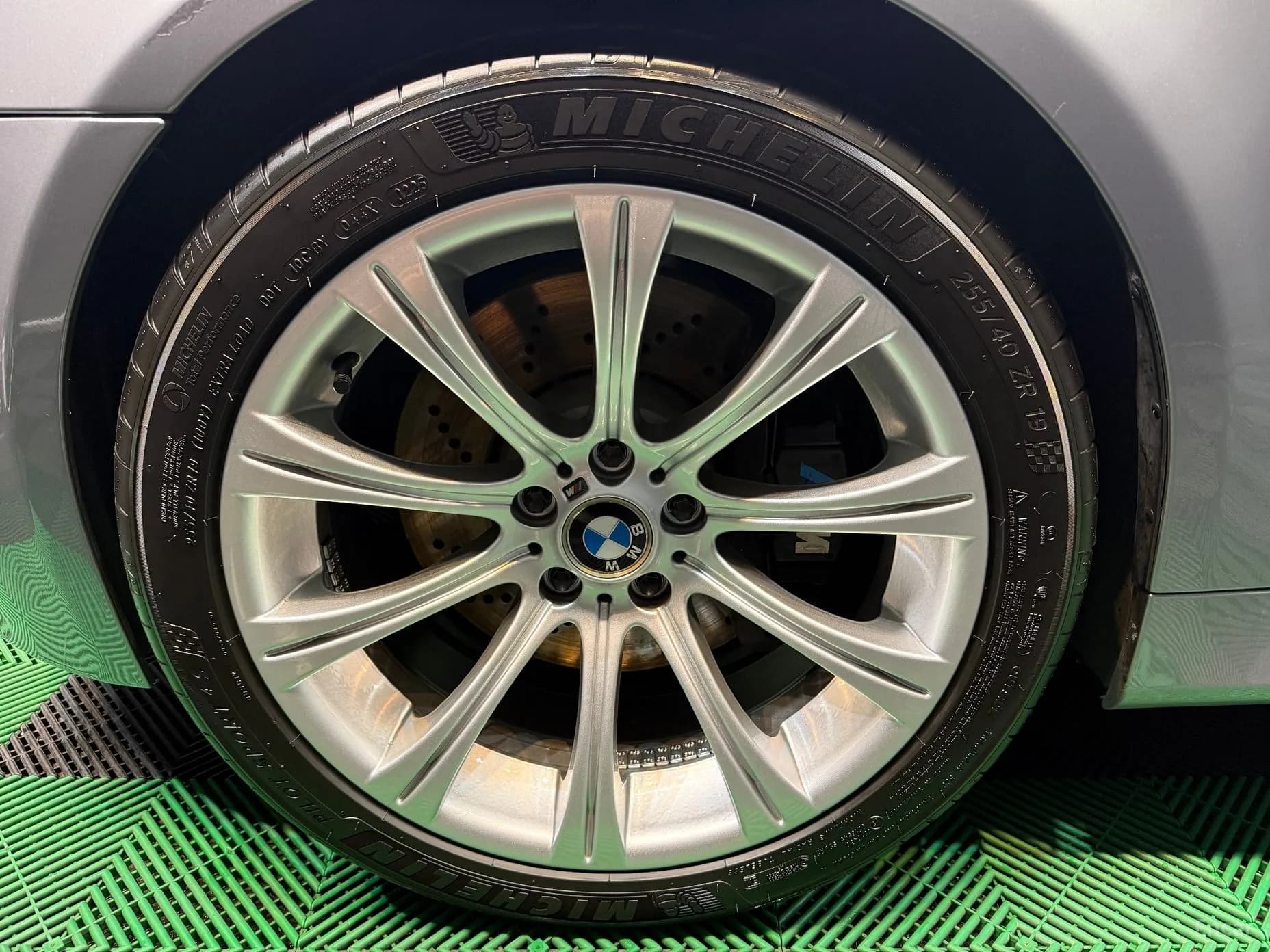 M5 (E60)