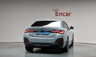 i4
