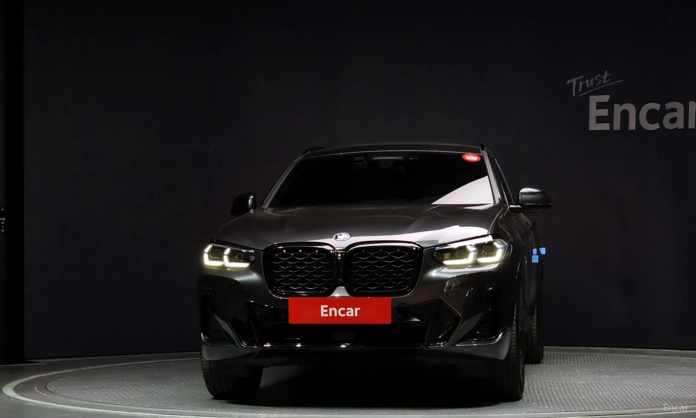 X4 (G02)