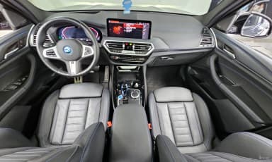 iX3