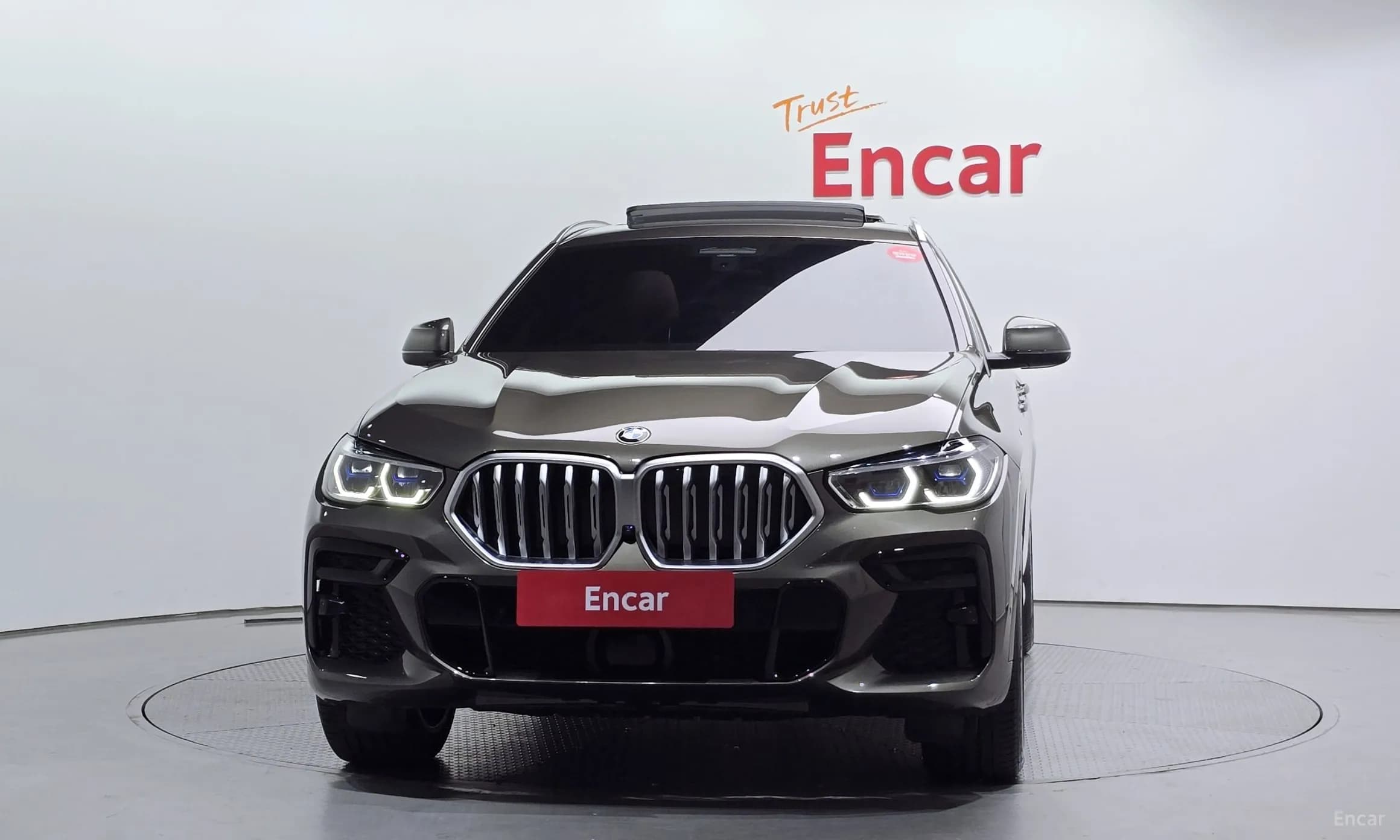 X6 (G06)