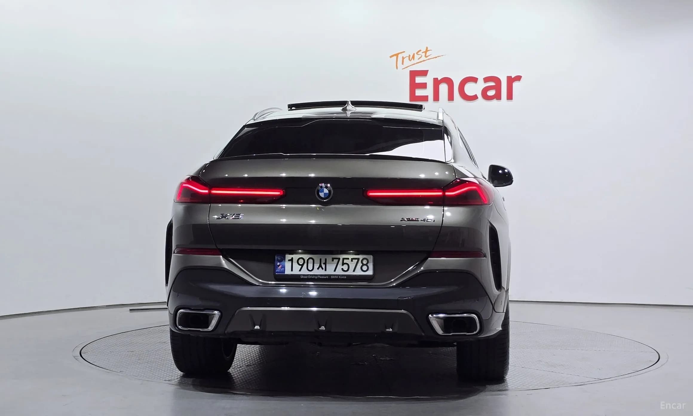X6 (G06)