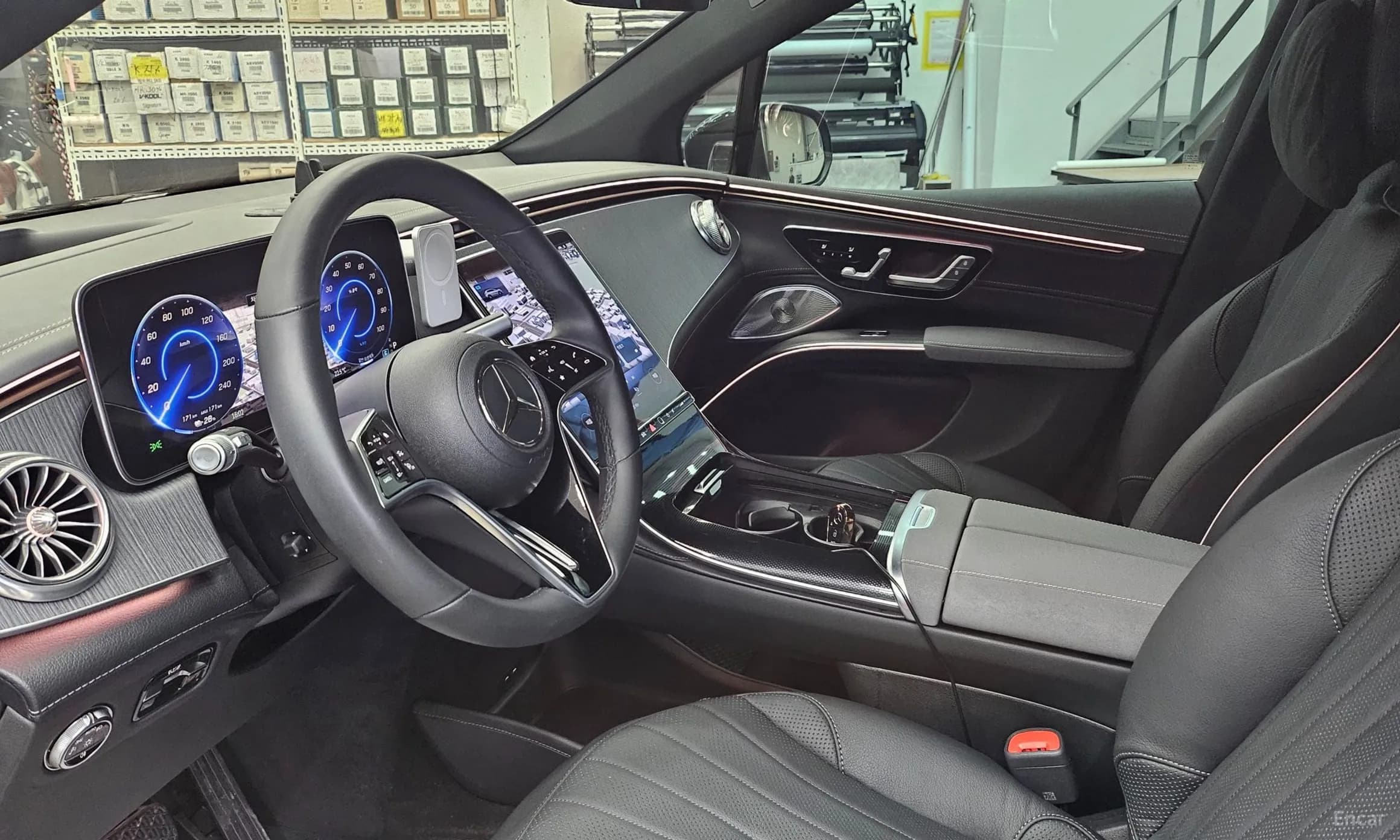 EQS SUV X296