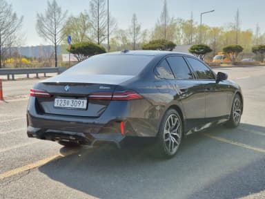 5 Series (G60)