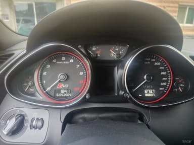 R8