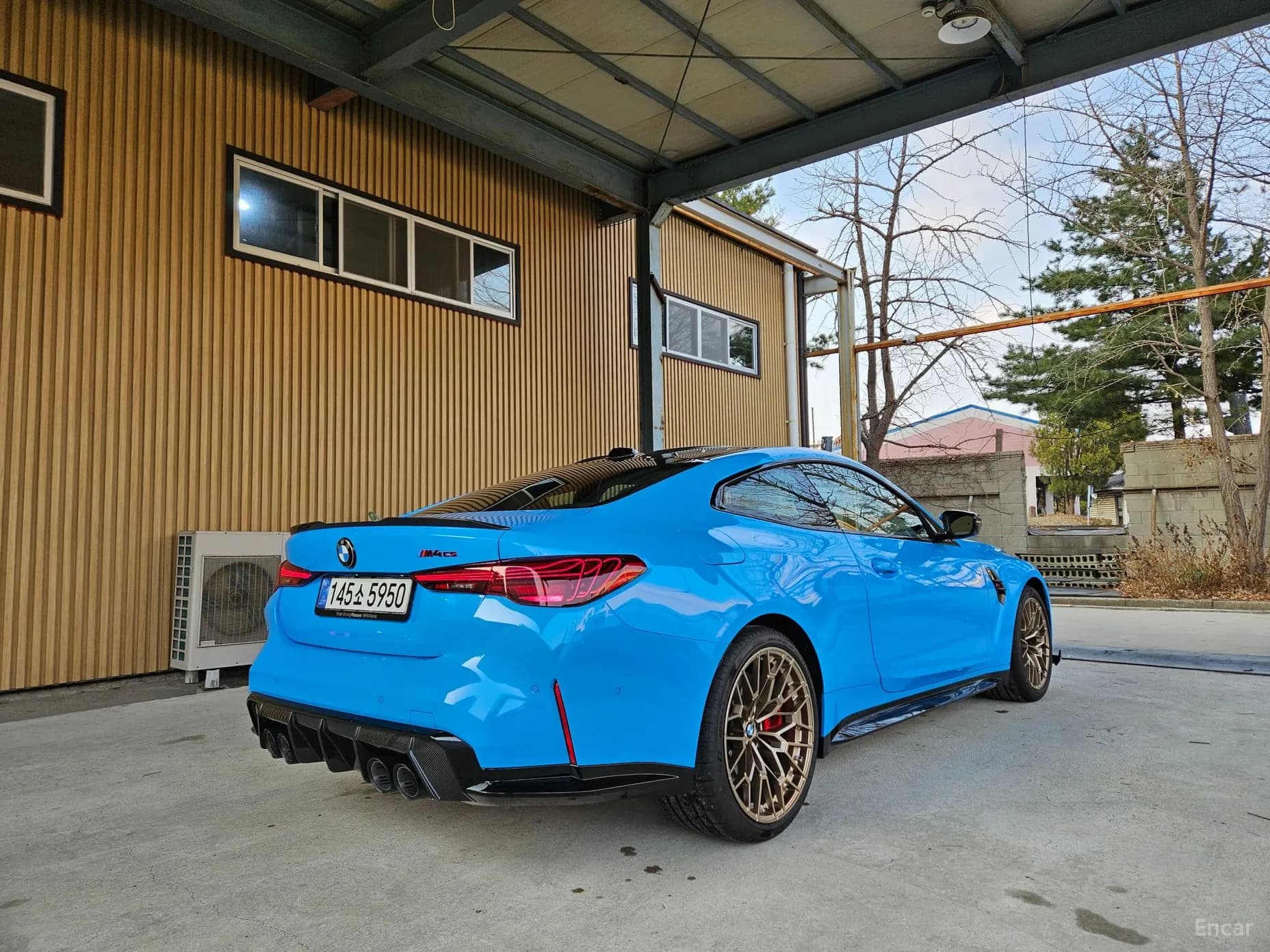 M4 (G82)