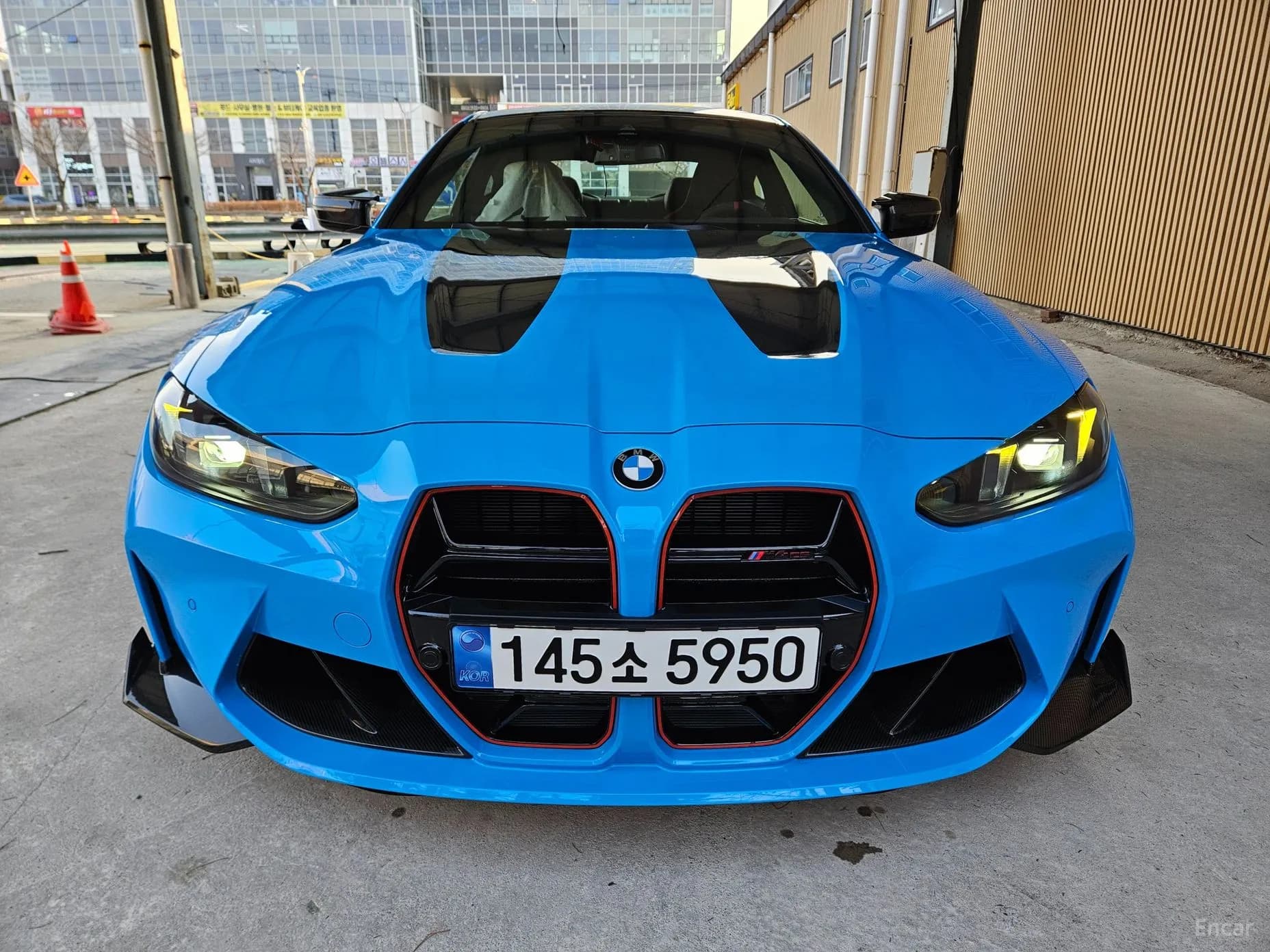 M4 (G82)