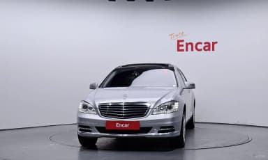 S-Class W221