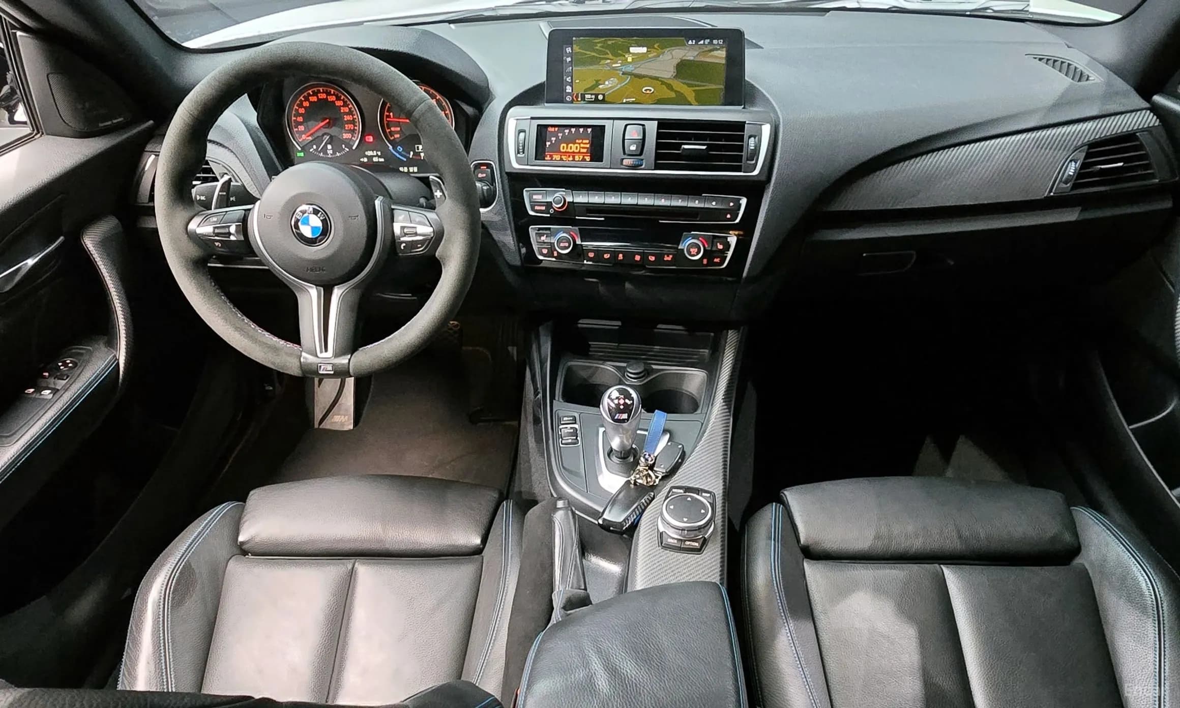 M2 (F87)
