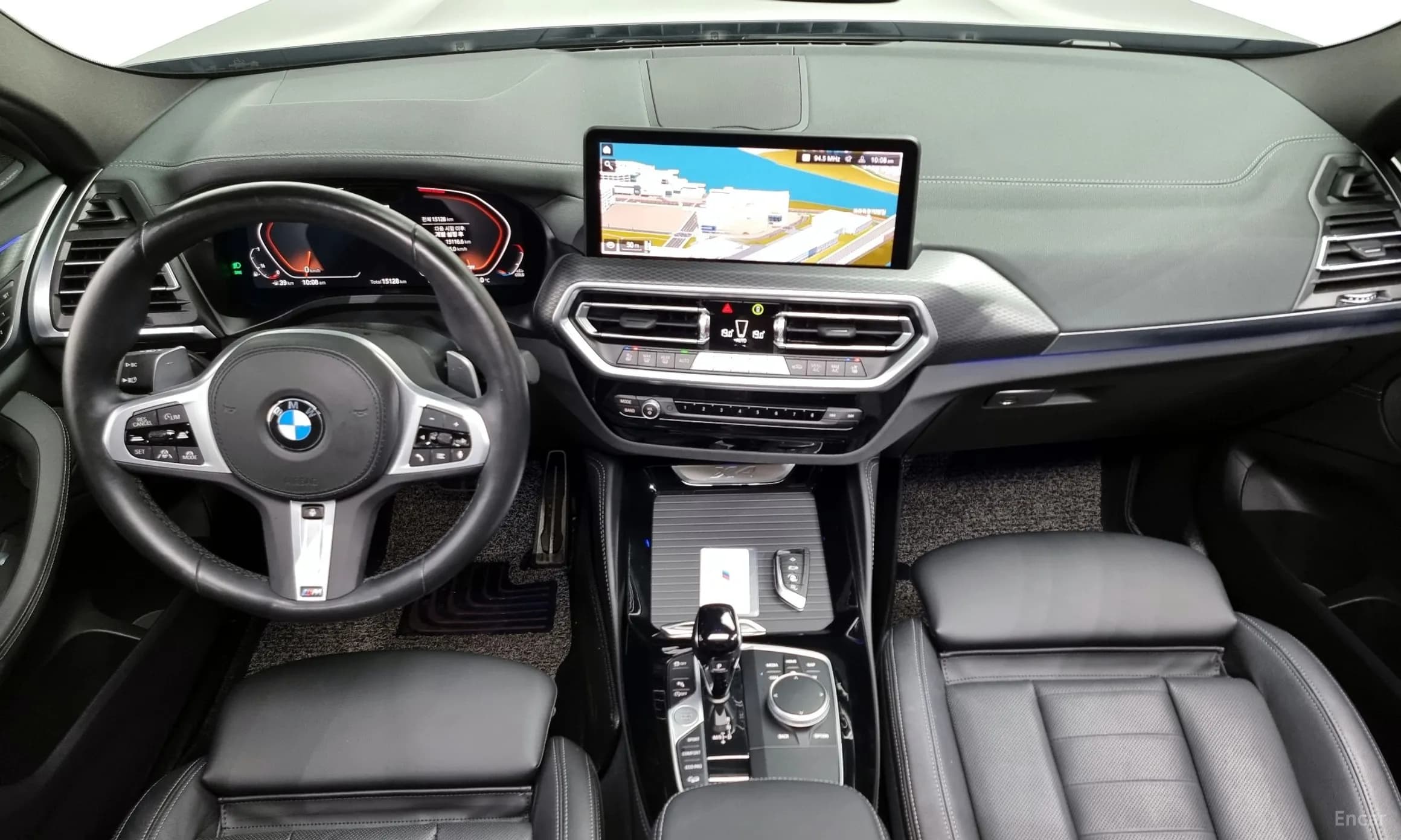 X4 (G02)