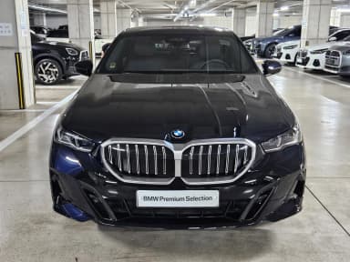 5 Series (G60)