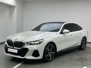 5 Series (G60)