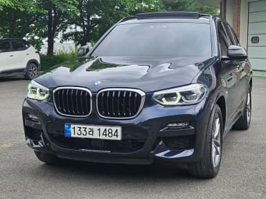 X3 (G01)