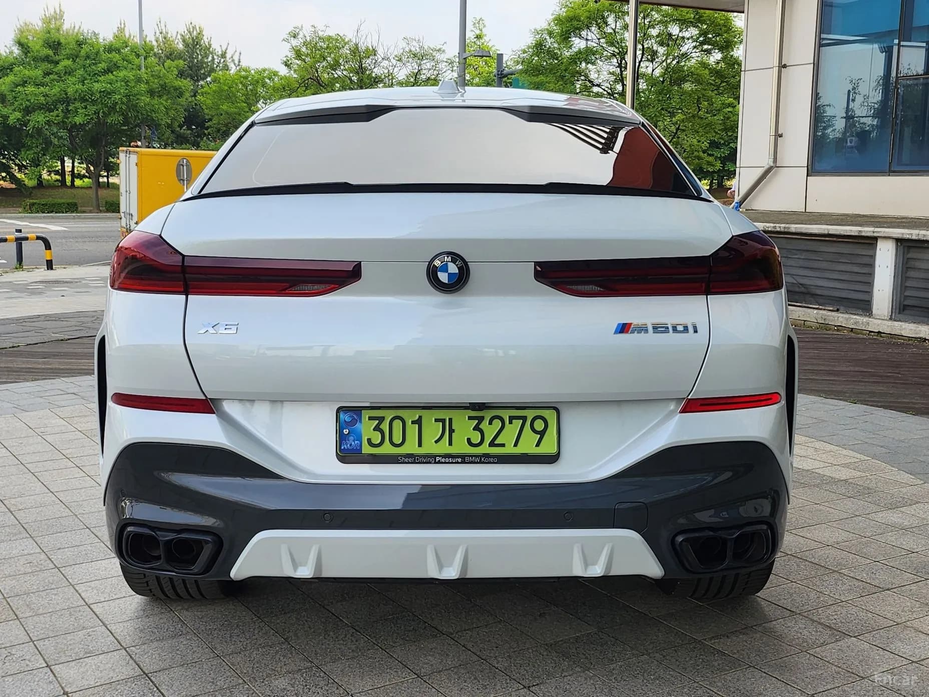 X6 (G06)