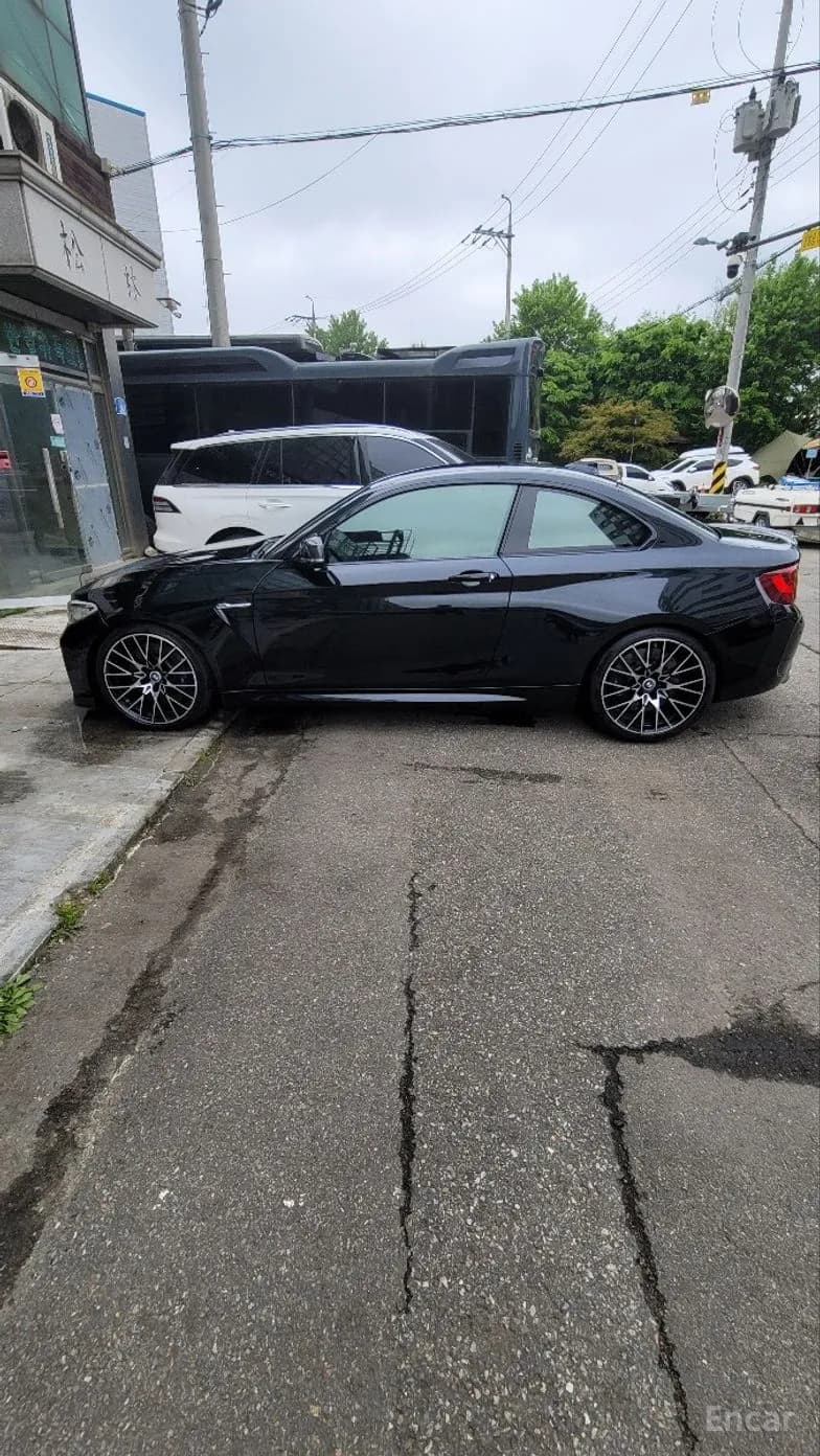 M2 (F87)