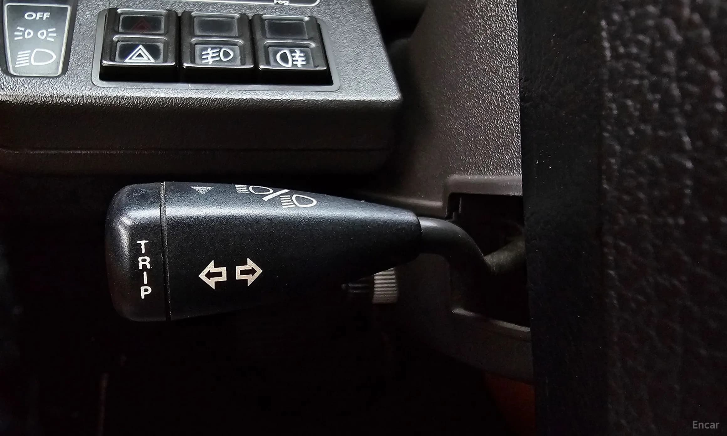 XJ-6