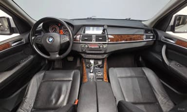 X5 (E70)