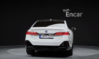 5 Series (G60)