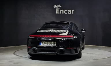 911 (992)