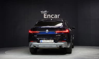 X4 (G02)