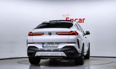 X6 (G06)