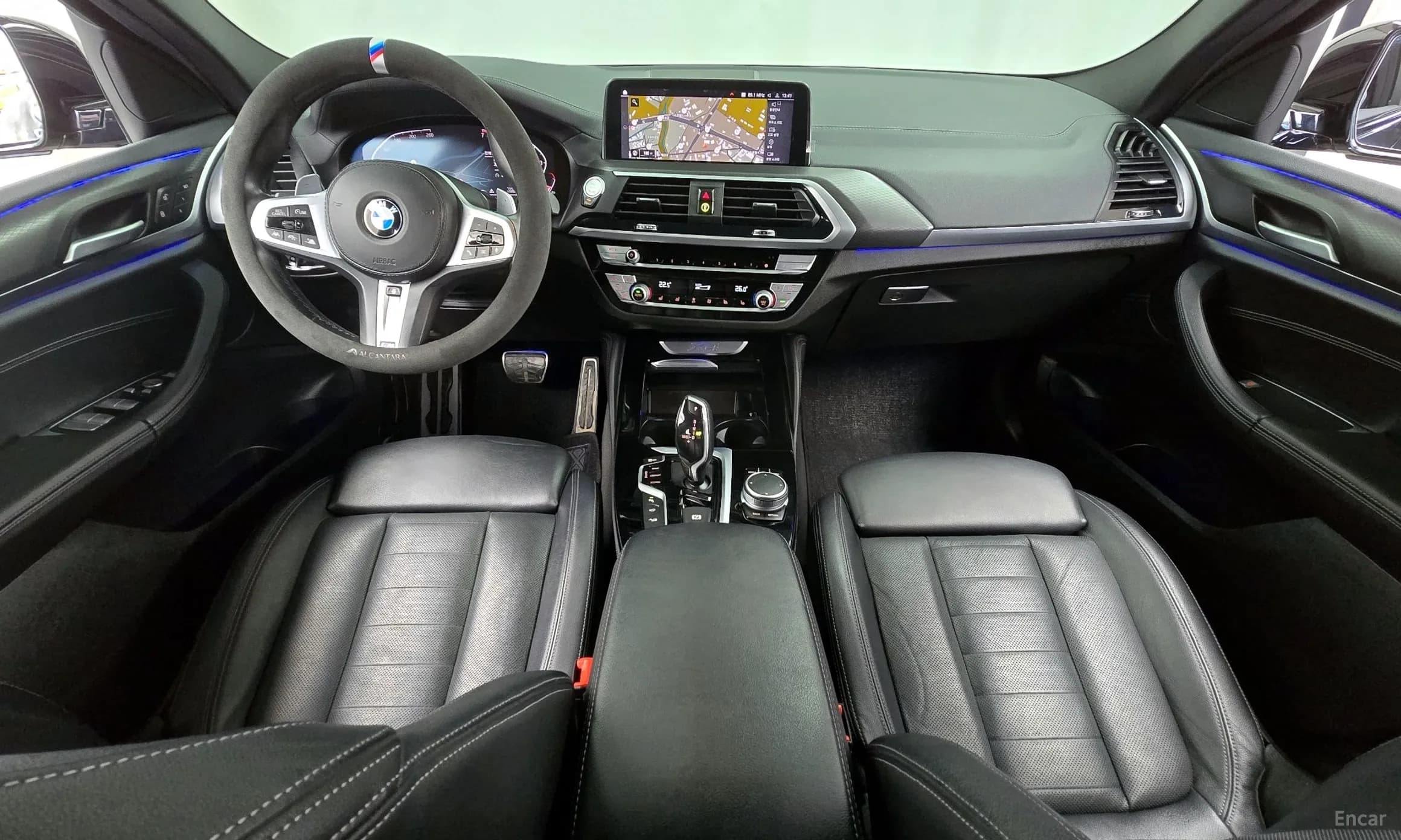 X4 (G02)
