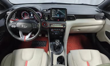 Veloster (JS)