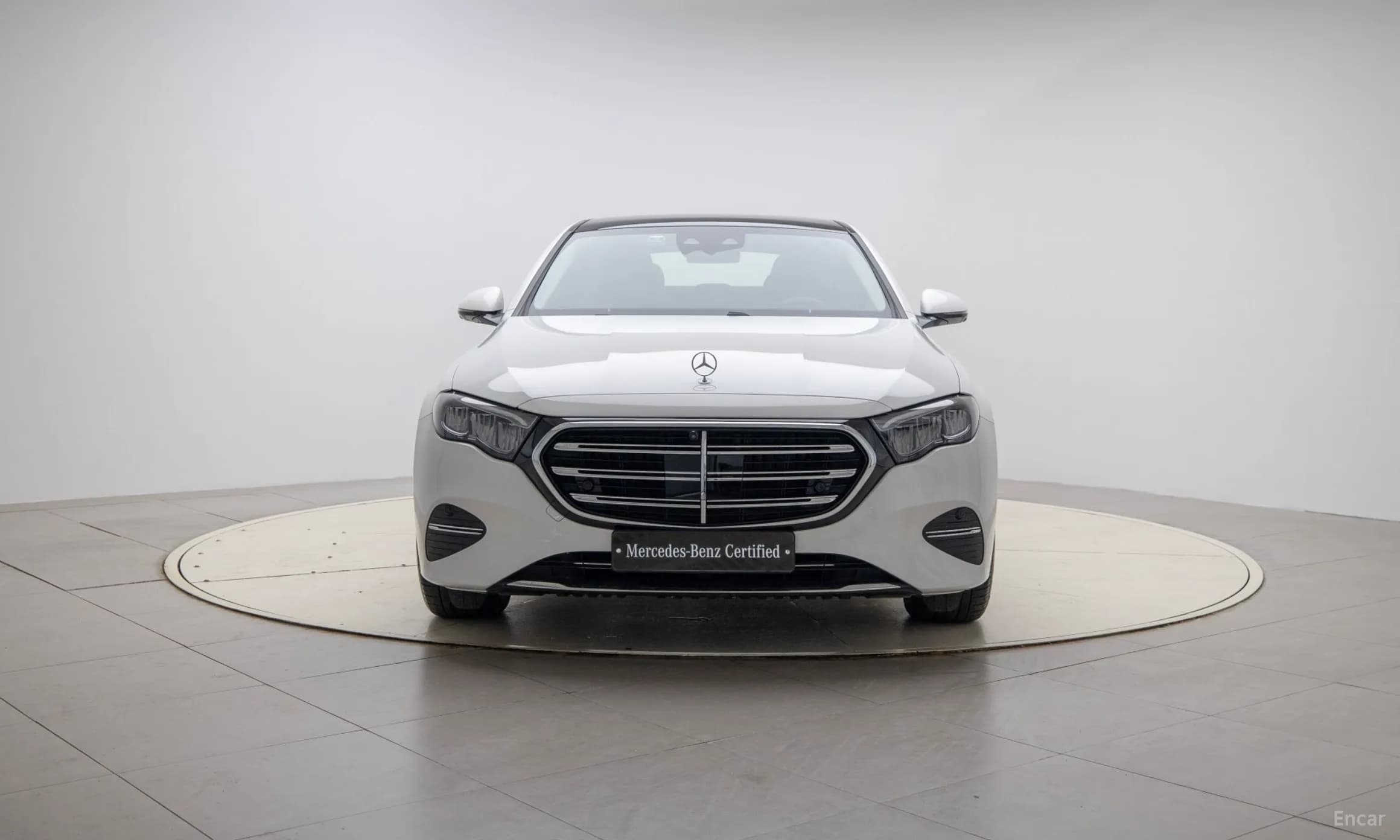E-Class W214