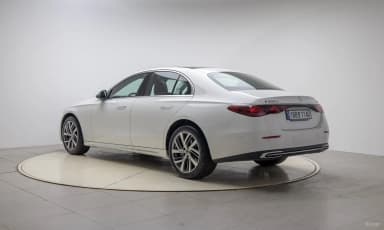 E-Class W214